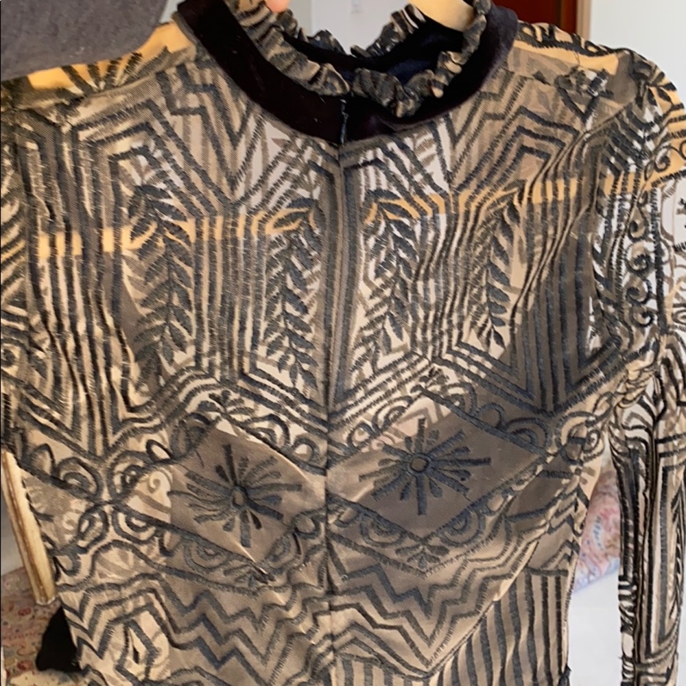 Dress - Picture 6 of 8